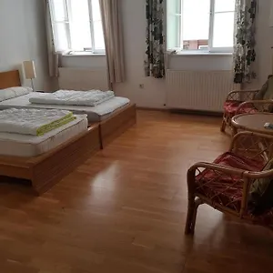 https://hostel-in-der-altstadt-nepomukbb.ischgl-hotels.net